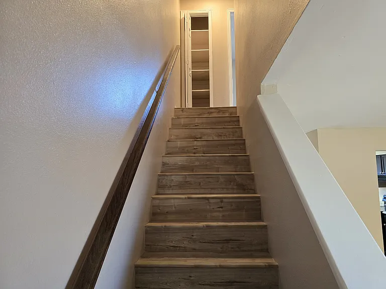 3188 Hill Ave #C — Photo 5