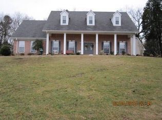 54 Cedar Tree Ln, Huntingdon, TN 38344
