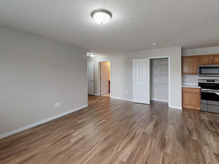 Prairie Heights Apartments — Photo 109