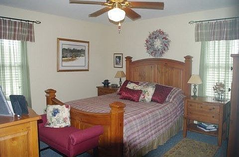 3rd image of 2722 Prince Dr