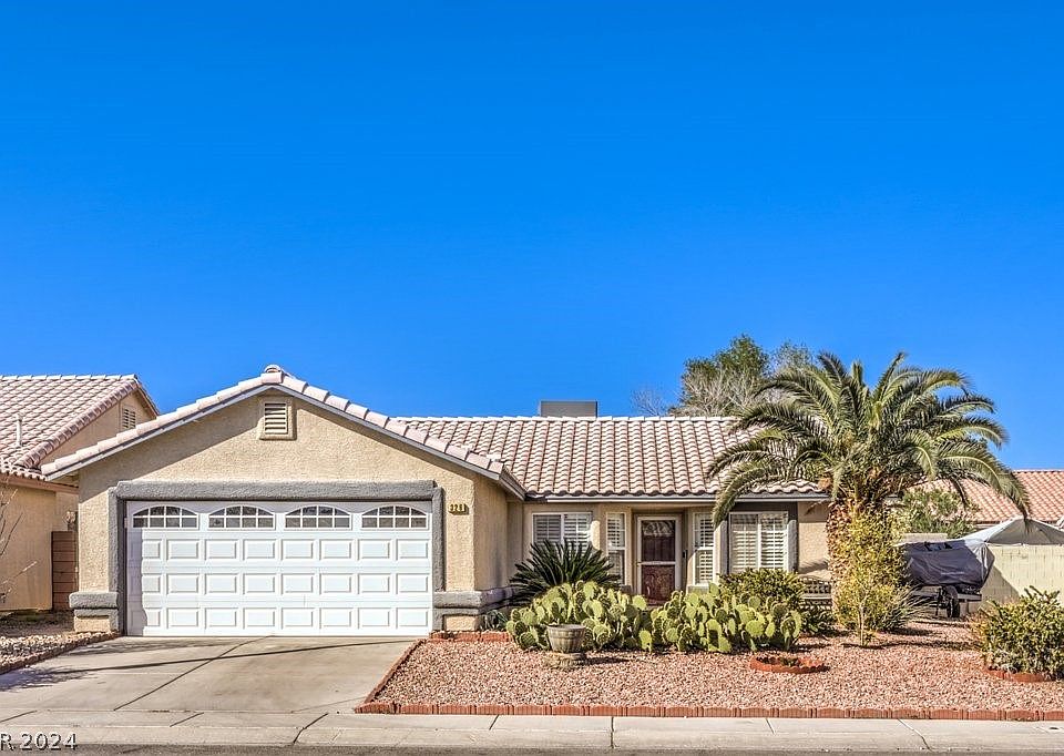 1st image of 326 Casa Del Norte Dr