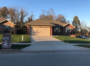 4463 W Brownstone Trce, Springfield, MO 65807