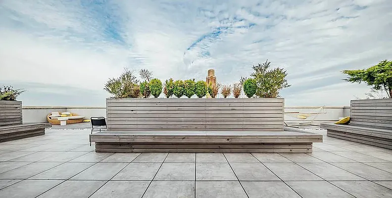 Rented by Artur Gutman, LREB | media 49