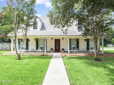 331 Teakwood Dr, Youngsville, LA, 70592