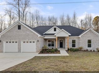 450 Horseshoe Hills Rd, Killen, AL 35645