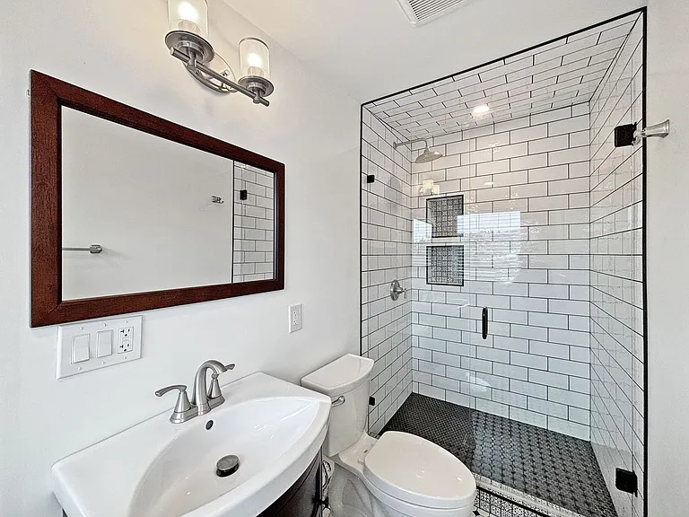 6312 Cleo St — Photo 17