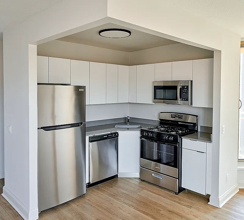 1st image of 1952 1st Ave APT 1L