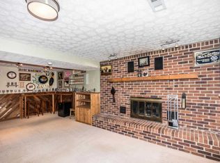 3931 Blueberry Hollow Rd, Columbus, OH 43230