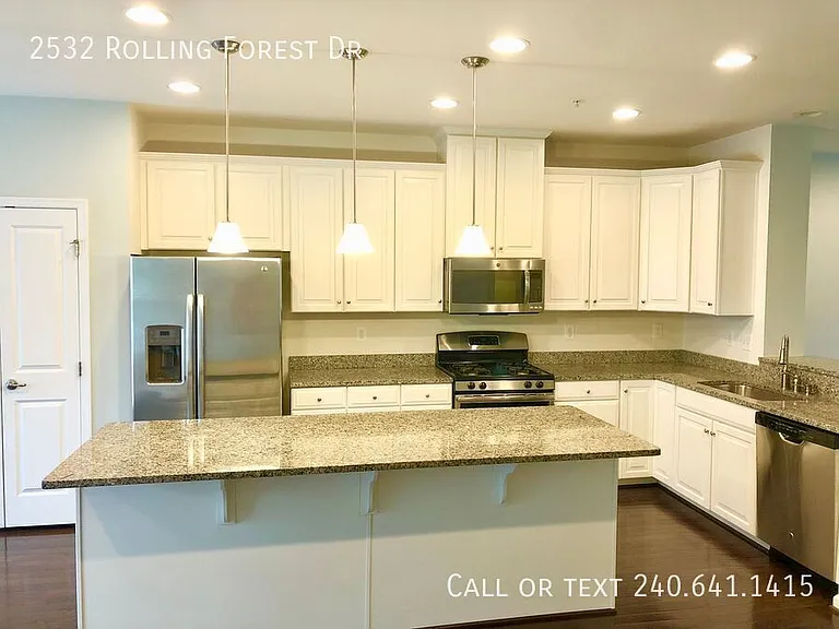 2532 Rolling Forest Dr — Photo 6