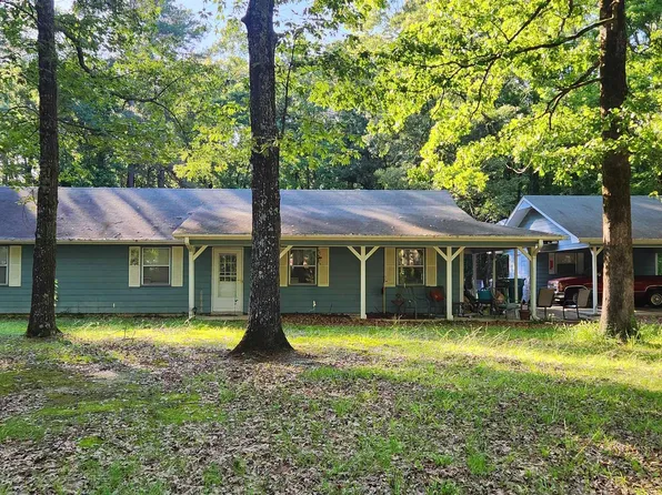 8908 S Pleasant Dr, Pine Bluff, AR 71603