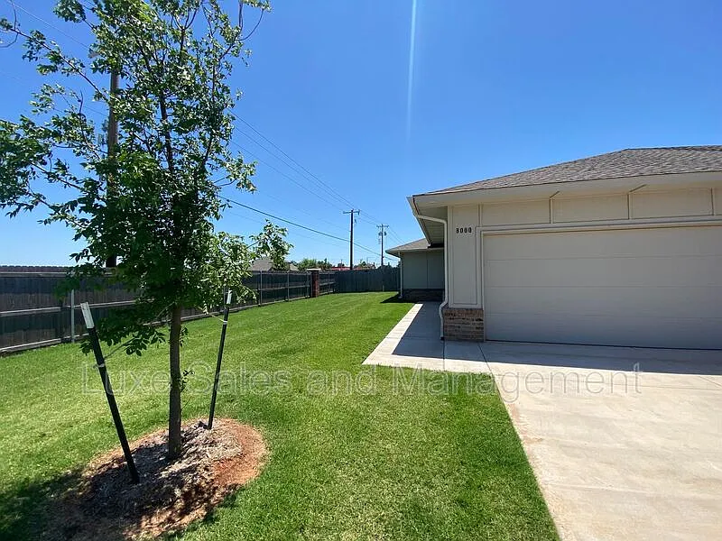 8000 NW 110th Dr