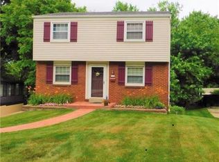 130 Parkedge Rd, Pittsburgh, PA 15220