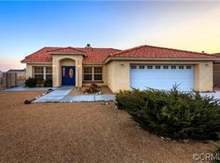 57242 Selecta Ave, Yucca Valley, CA 92284