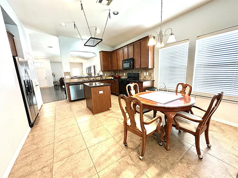 24219 Cornell Park Ln — Photo 15
