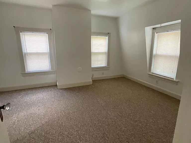 436 Court St #4 — Photo 11