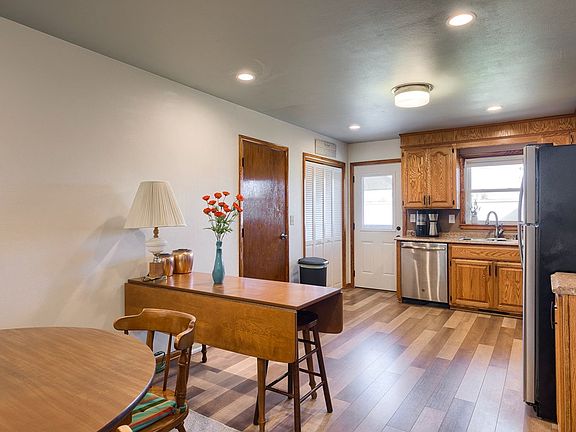 5th image of 801 Dixiana Dr