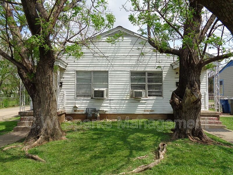 2nd image of 1114 Dumane St