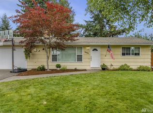 3806 Pineneedle Dr NE, Bremerton, WA 98310