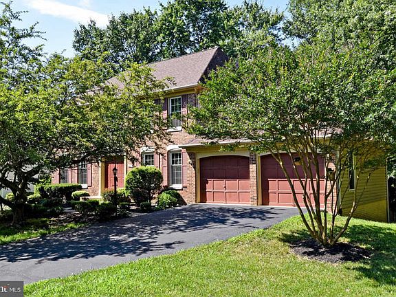 3rd image of 12859 Valleywood Dr