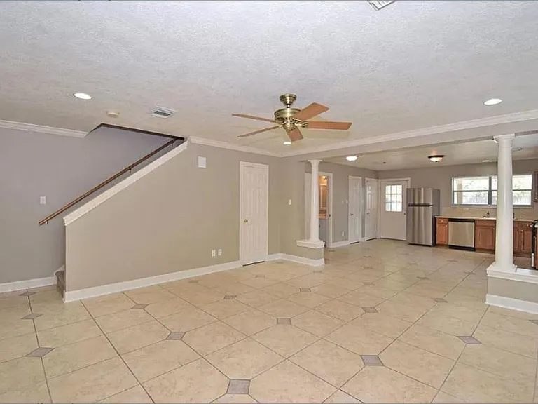 504 Texas St #B — Photo 10