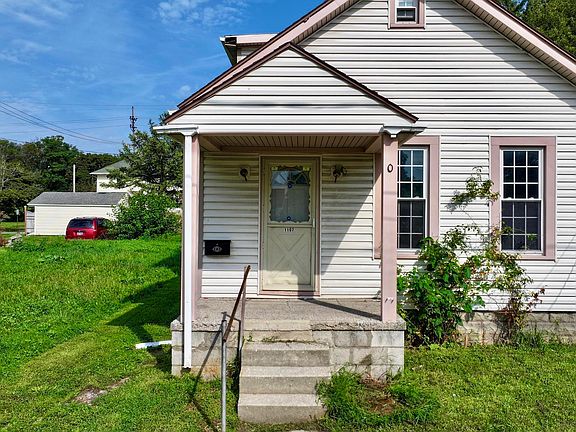 2nd image of 1107 Peck St