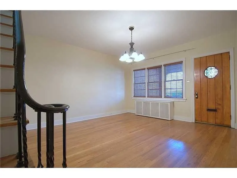 5650 Solway St photo 1