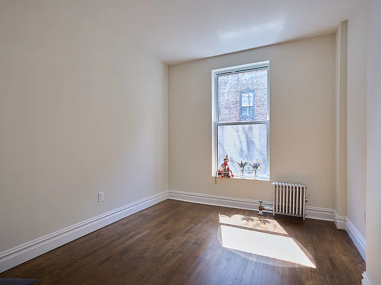 524 W 140th St #2 — Photo 10
