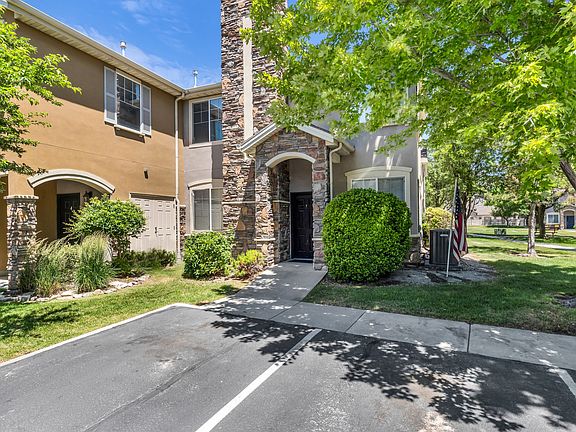 2nd image of 1515 W 110 N