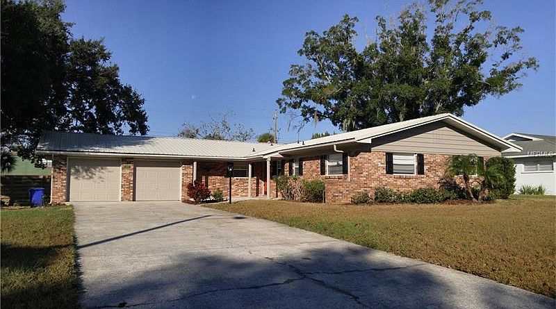 1st image of 1215 Hunt Ave