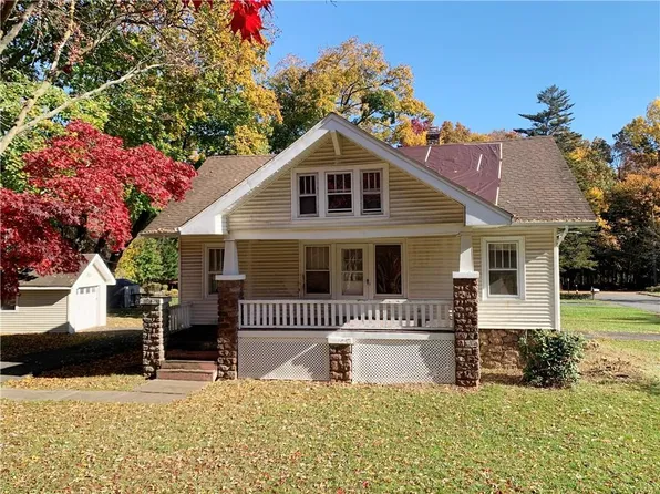 11 Oakwood Road, Bardonia, NY 10954