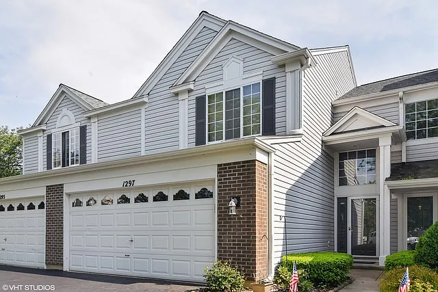 1297 Summersweet Ln photo 1