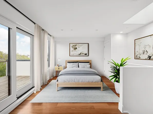 569 Saint Marks Avenue image 4 of 9