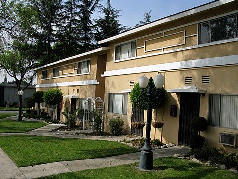 1st image of 587 Silverwood Ave APT E