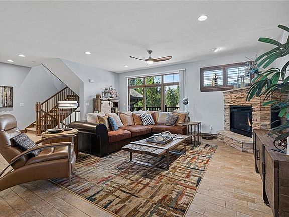3rd image of 36 Linden Ln Unit 36