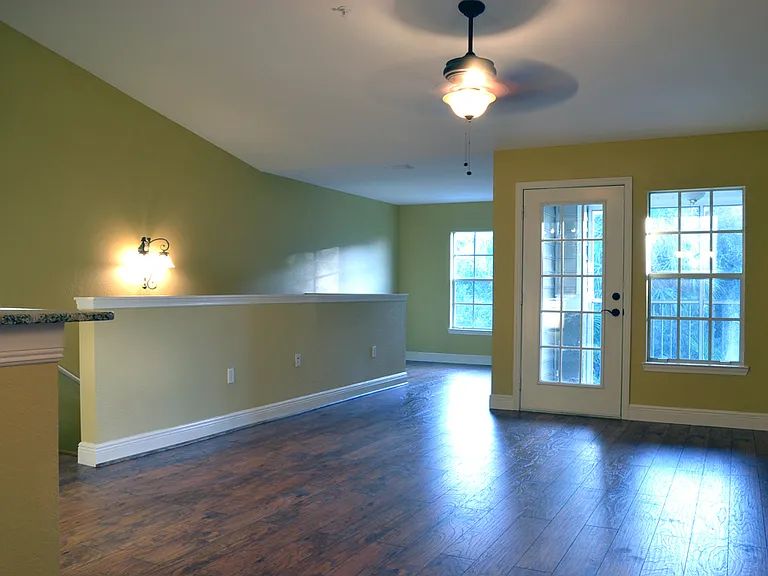 7405 Vista Way #208 — Photo 2