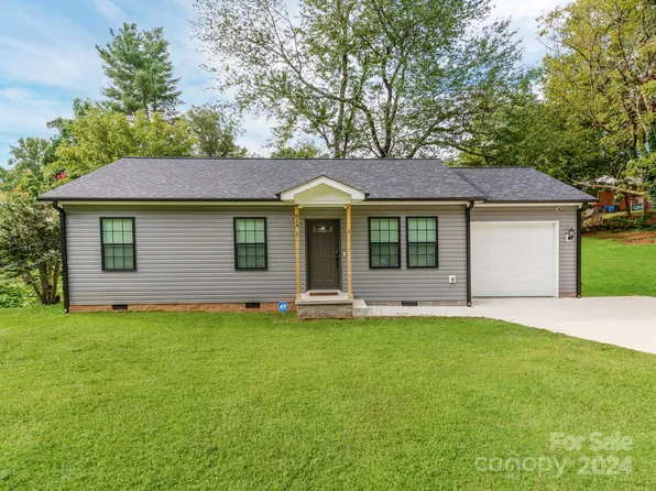 614 E Front St, Statesville, NC 28677