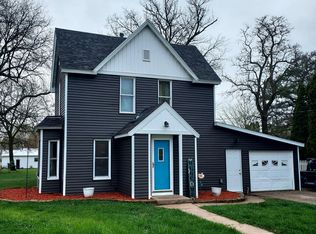 430 4th St SW, Plainview, MN 55964