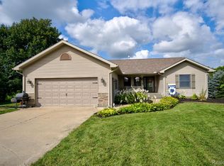 10243 E Coldwater Rd, Davison, MI 48423