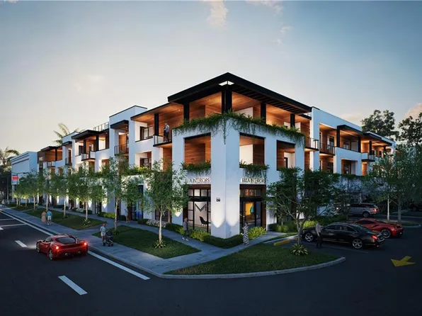 210 9th ST S #201, NAPLES, FL 34102