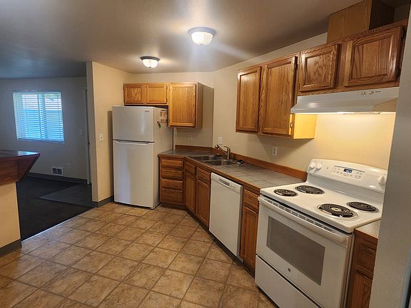 5th image of 2114 N Yellowstone St Unit B