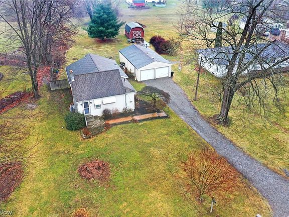 3rd image of 728 Potic Dr