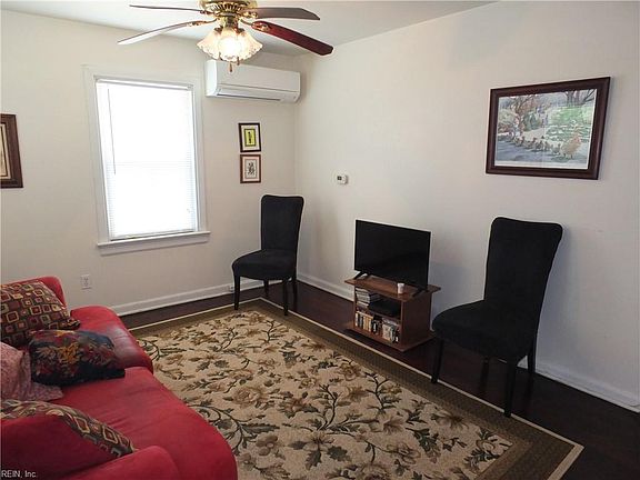 3rd image of 325 Koch Ave
