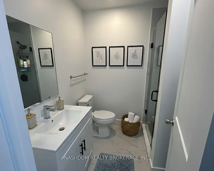 259 John St S #2 — Photo 5