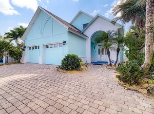 823 S Atlantic Ave, Cocoa Beach, FL 32931