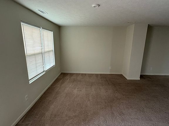 3rd image of 138 Campus Ln
