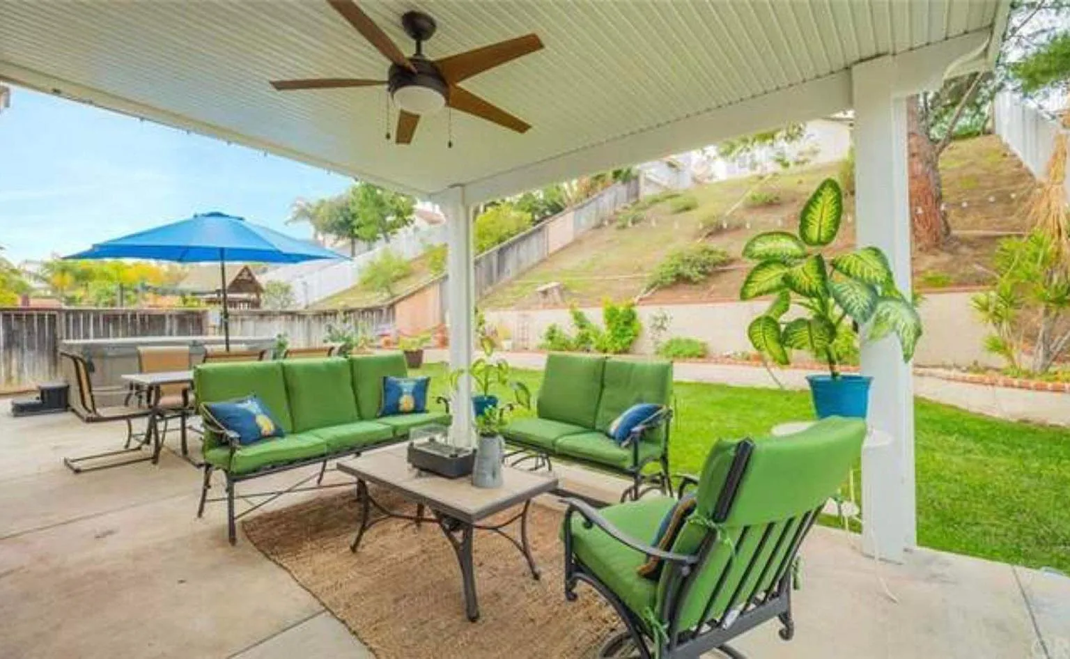 3 bed, 1492 sqft, $3,995 — Photo 4