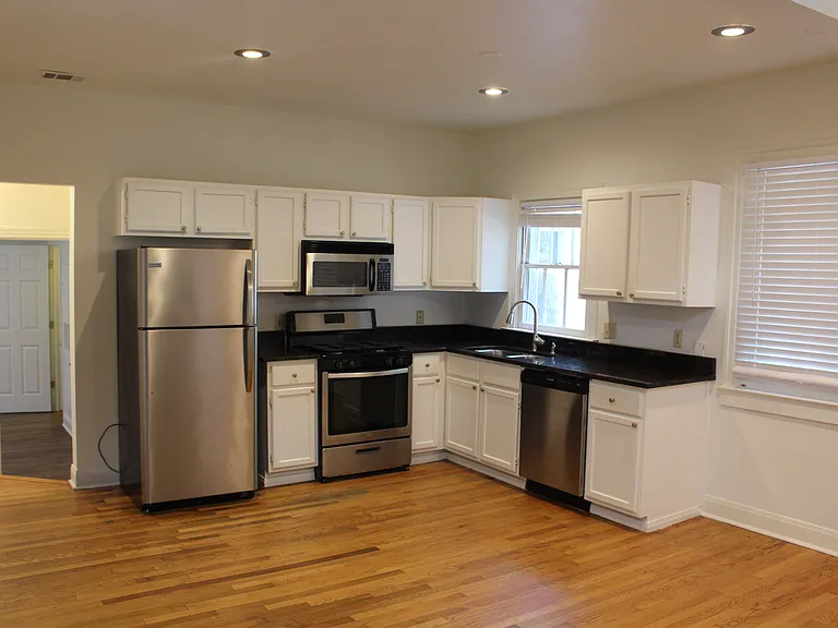 2309 Shoal Creek Blvd — Photo 10