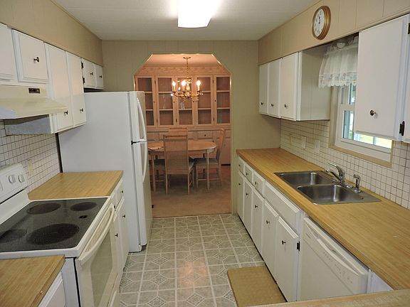 4th image of 8250 Stockholm St