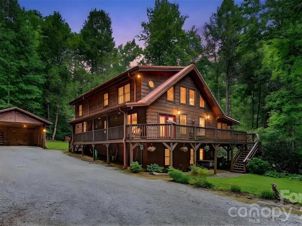 664 Paxton Creek Rd, Marion, NC 28752
