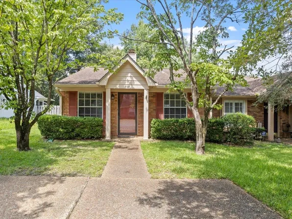 468 High Point Ln, Tallahassee, FL 32301
